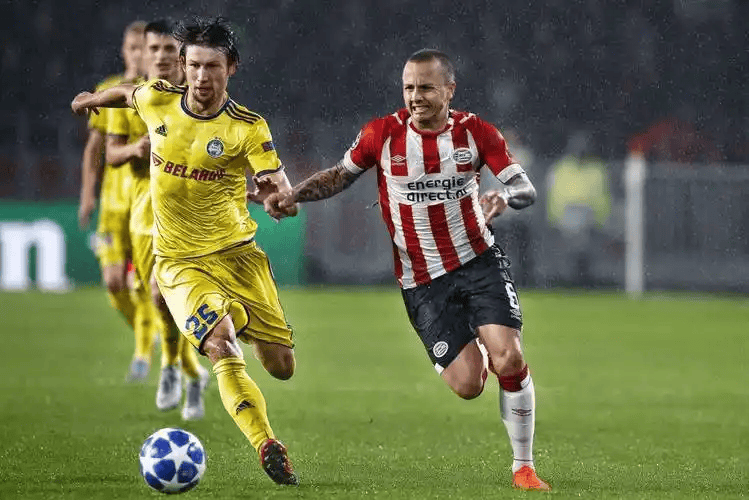 荷甲榜首对决前瞻：埃因霍温主场锁冠，奈梅亨客场阻颓？