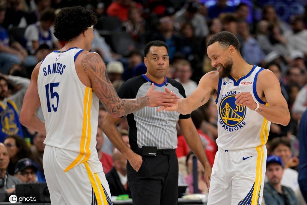 库里“疯感”拉满造逆转之夜 勇士老兵不死集体发狠？